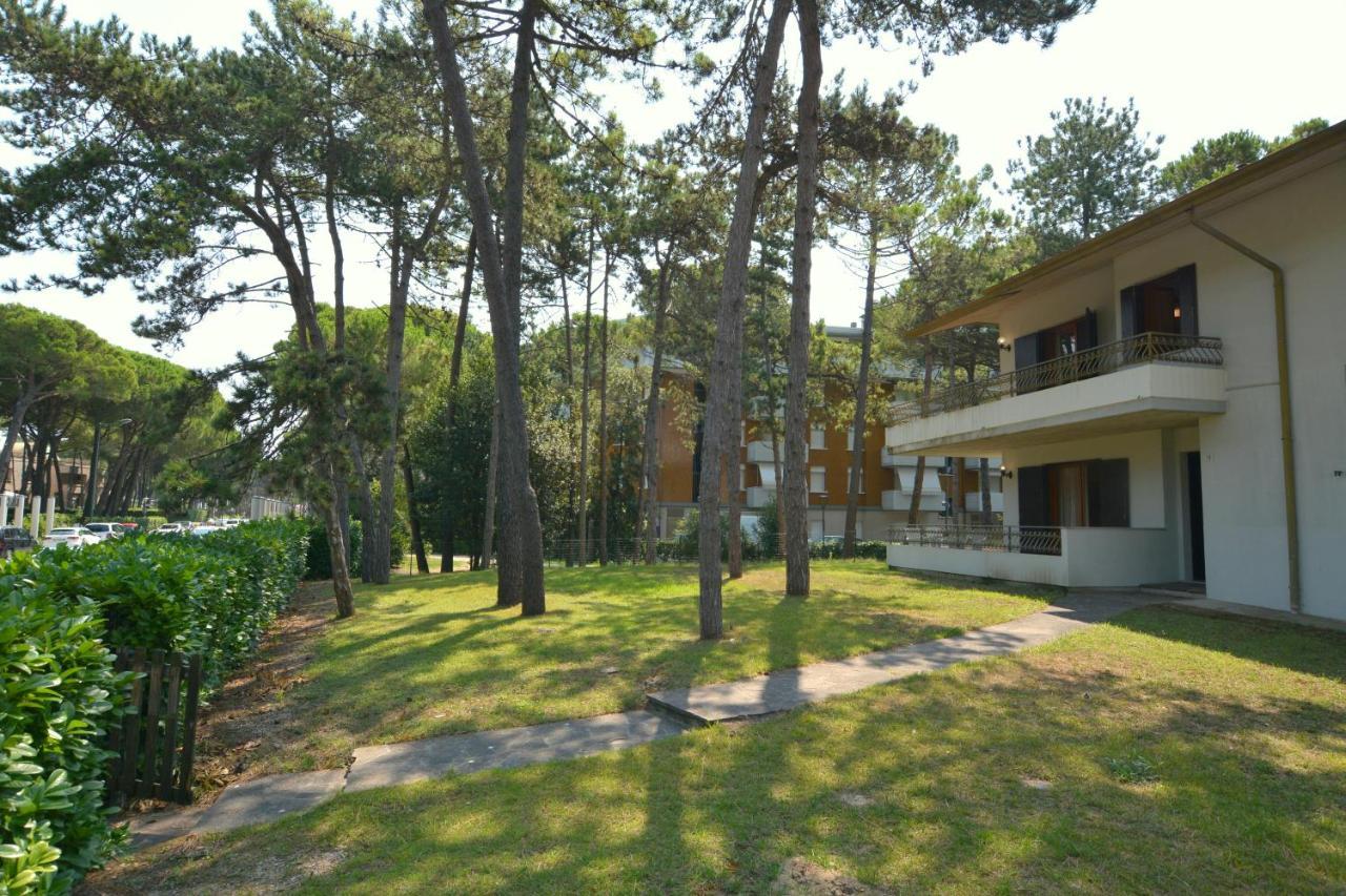 Lignano Riviera Comfort Lägenhet Lignano Sabbiadoro Exteriör bild